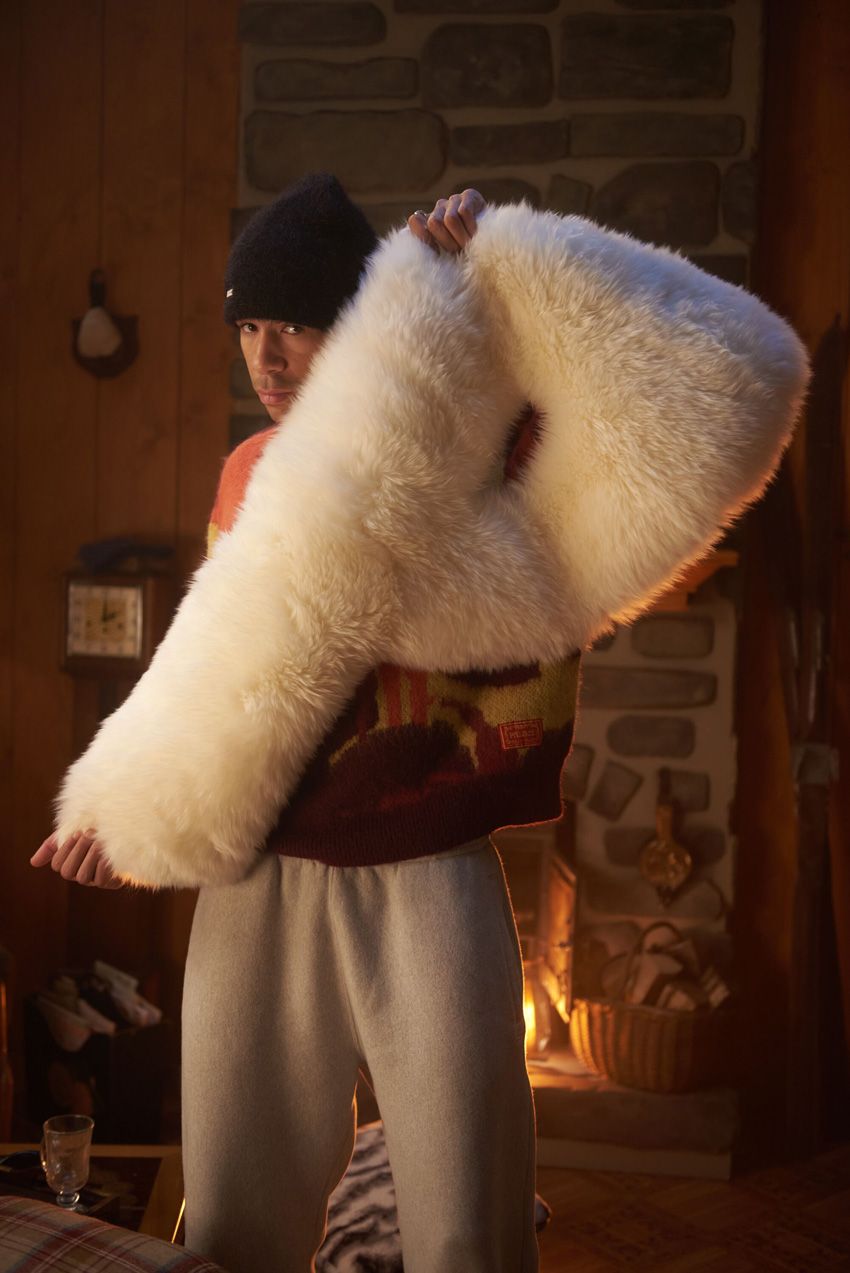 「PALACE UGG」コラボ第2弾。人気モデル“タスマンスリッパ”がポップな刺繍で大変身！ - 14枚目の画像