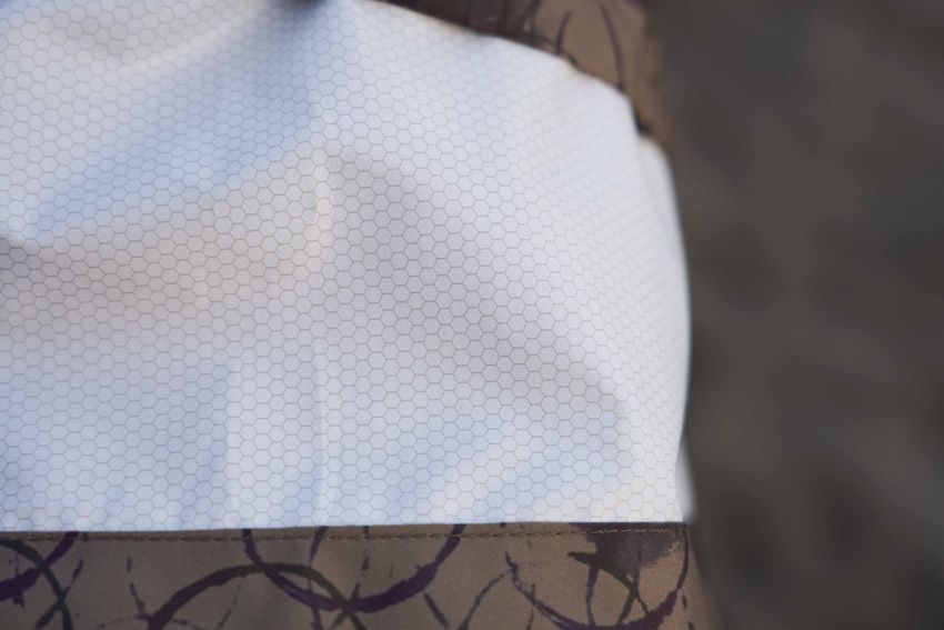 【プレゼント】鎌倉天幕×ナンガのコラボギア誕生！オリジナル柄のポンチョを全人類に勧めるワケ - 13枚目の画像