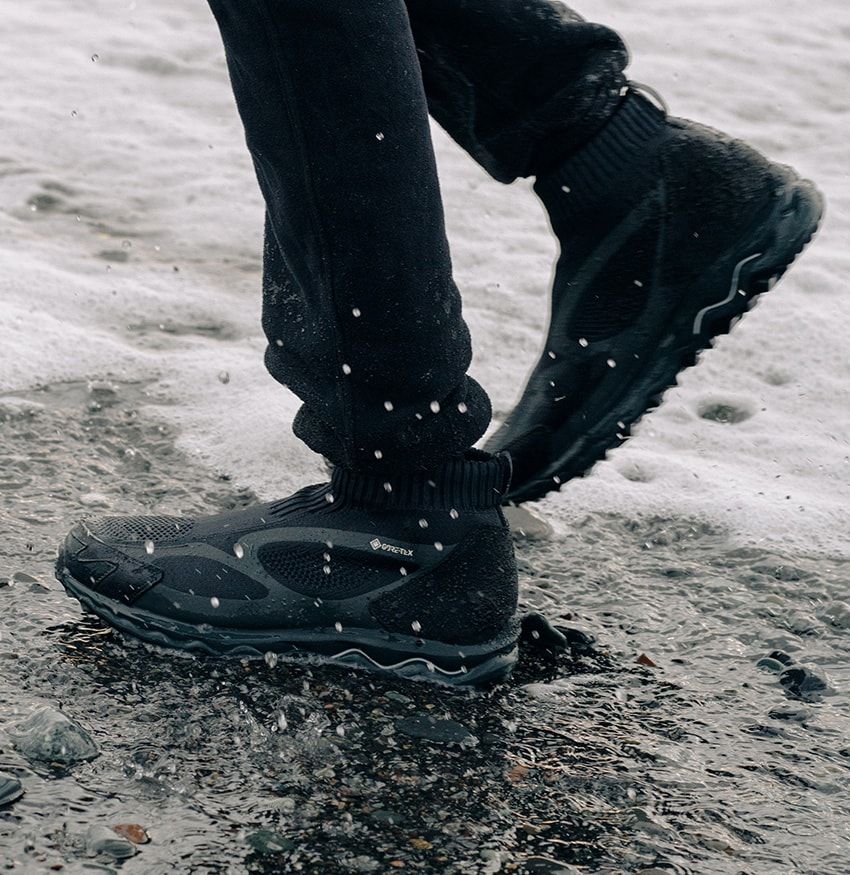 「ミズノ×ノンネイティブ」スニーカーにオールブラック仕様が新登場！ミシュランロゴも追加 - 11枚目の画像