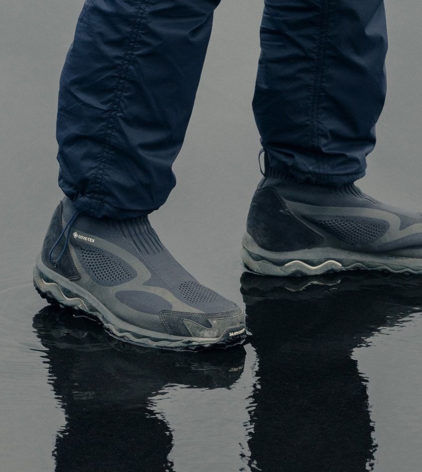 「ミズノ×ノンネイティブ」スニーカーにオールブラック仕様が新登場！ミシュランロゴも追加 - 8枚目の画像