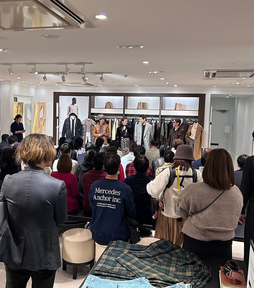 クリスマスにおけるファッションの正解を「バナナ・リパブリック」で導いた40分をダイジェスト - 2枚目の画像