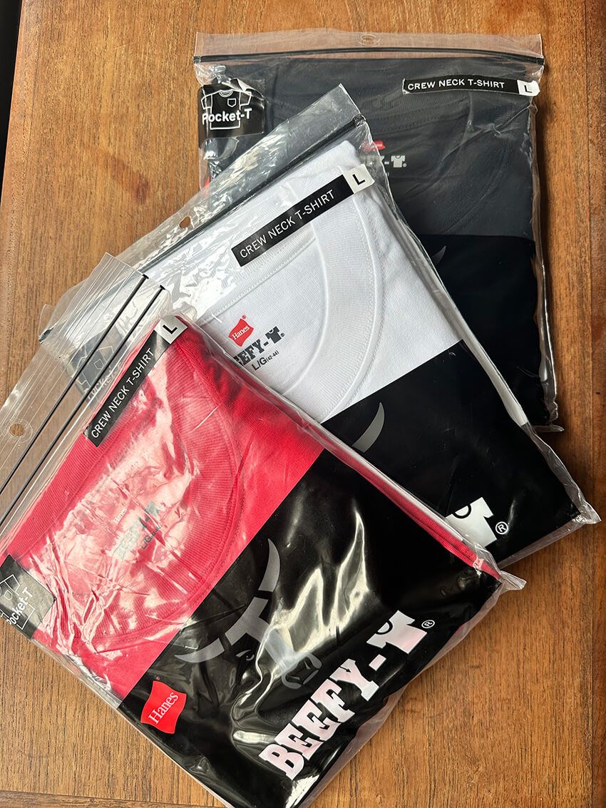 一ツ星シェフ 小倉知巳さんの必需品。トレンドを追わない主義ゆえのヘインズとジョンスメ - 3枚目の画像