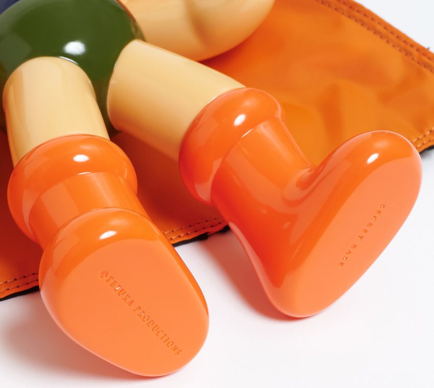 【明日まで抽選】鉄腕アトムのブーツがマントが“ポーターカラー”に。男ゴコロくすぐるコラボフィギュア - 10枚目の画像