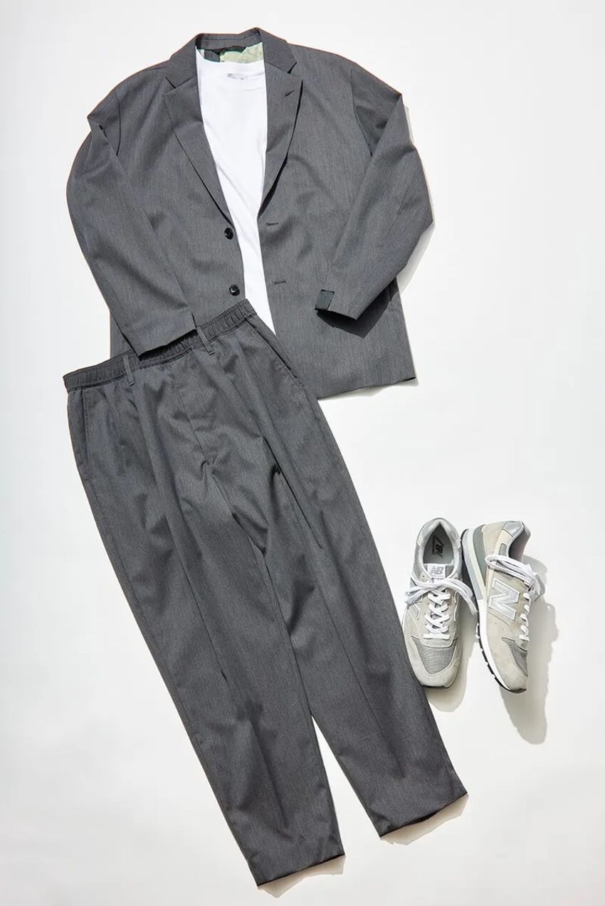 黒・白・グレーの定番スニーカーの選び方とは？ 編集長＆スタイリストが、見て履いて徹底検証 - 11枚目の画像