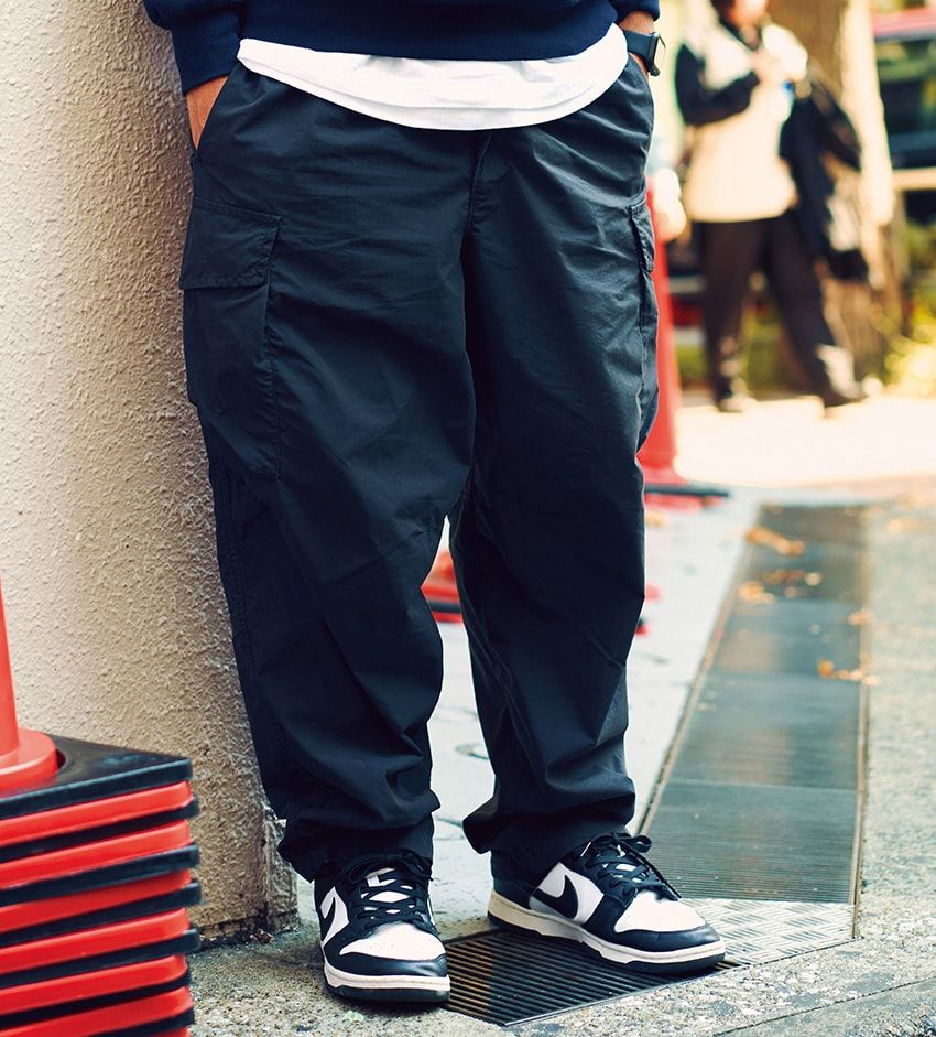 ミリタリー旋風発生中！街角で見つけた大人顔の黒カーゴ＆レトロモダンなMA-1 - 11枚目の画像