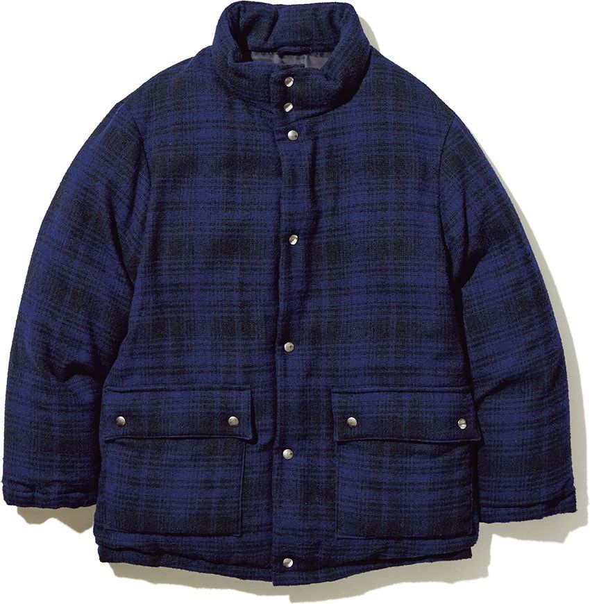 着膨れしない“すっきり系ダウン”が豊作。着回しやすい青で、デザイン豊富にピックアップ - 3枚目の画像