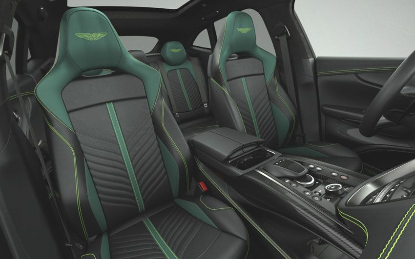 漆黒のアストンマーティン「DBX707」は日本限定11台。F1インスパイアの闇夜に溶けるボディ - 5枚目の画像