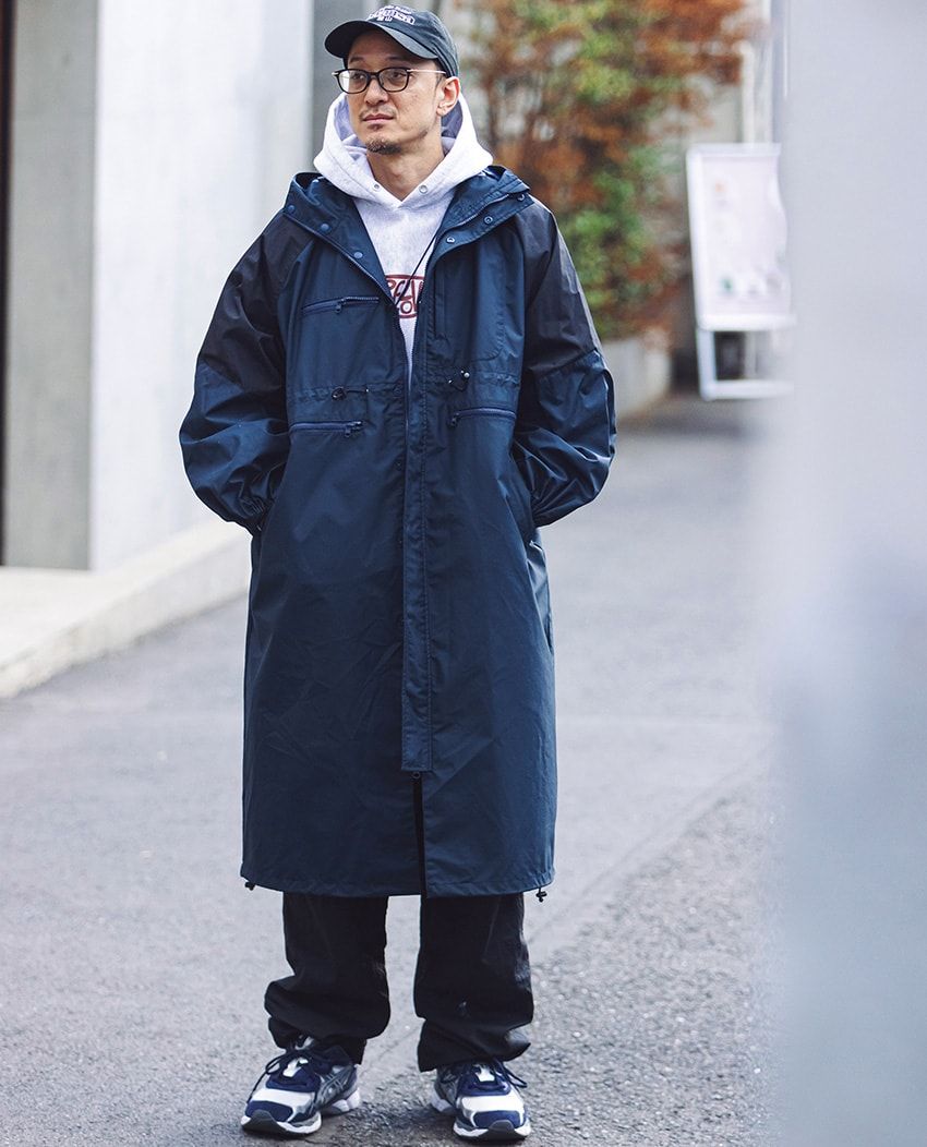 この冬「ネイビー」をみんなはこう着てる！街角で見つけたGoodセンスな12人 - 4枚目の画像