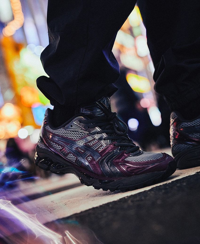 アトモスがアシックス「ゲルカヤノ 14」を別注！ 夜の街をイメージした艶やかな配色で登場 - 7枚目の画像