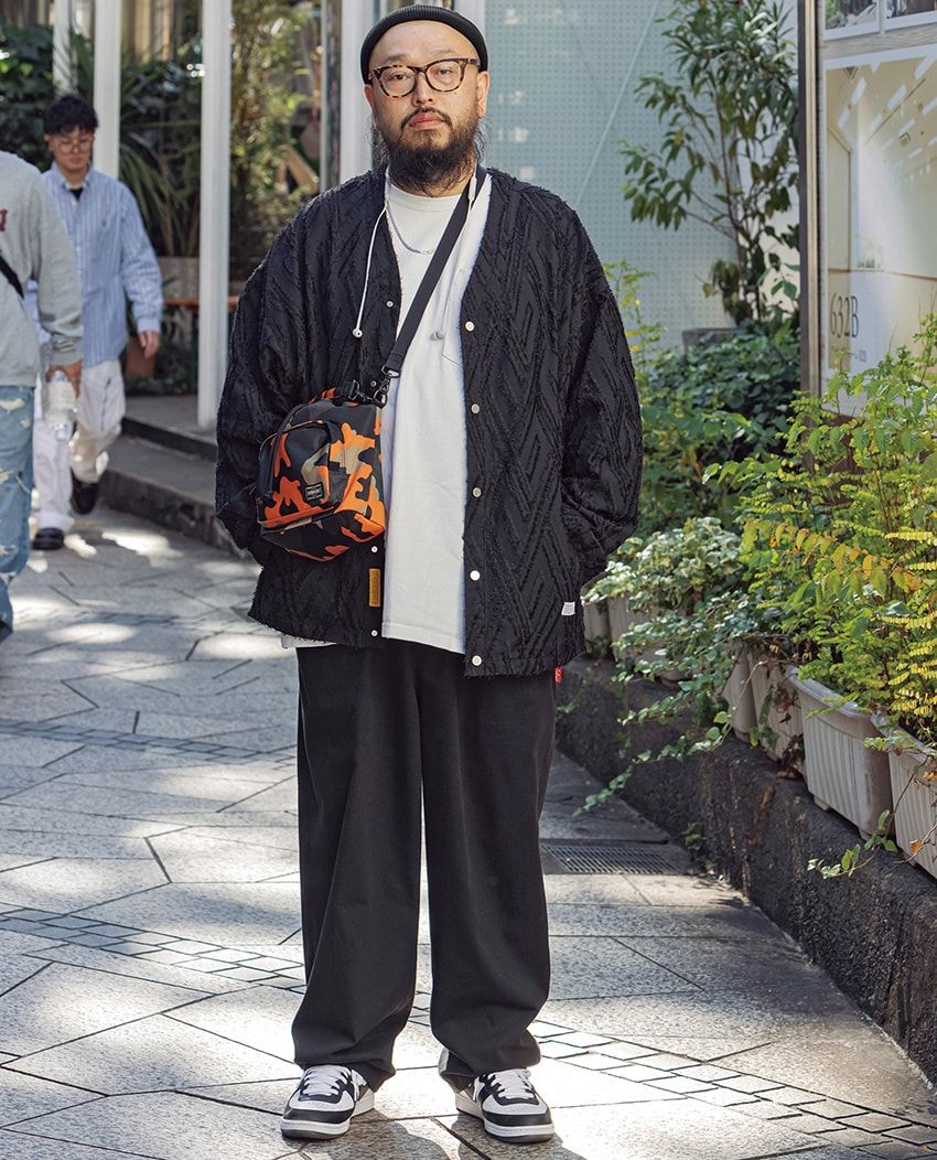 今冬も大人の“ブラックコーデ”を大量捕獲！街角で圧倒的支持率を誇る黒が上手な男たち - 8枚目の画像