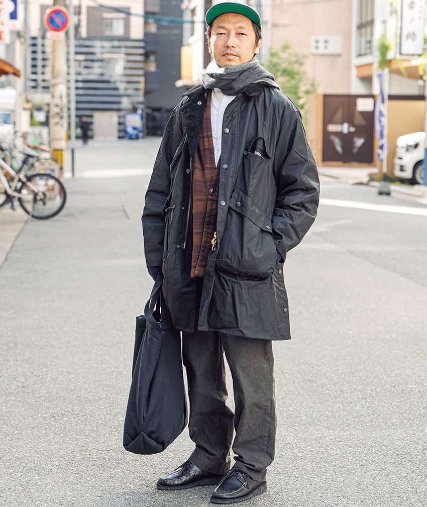 今冬も大人の“ブラックコーデ”を大量捕獲！街角で圧倒的支持率を誇る黒が上手な男たち - 17枚目の画像