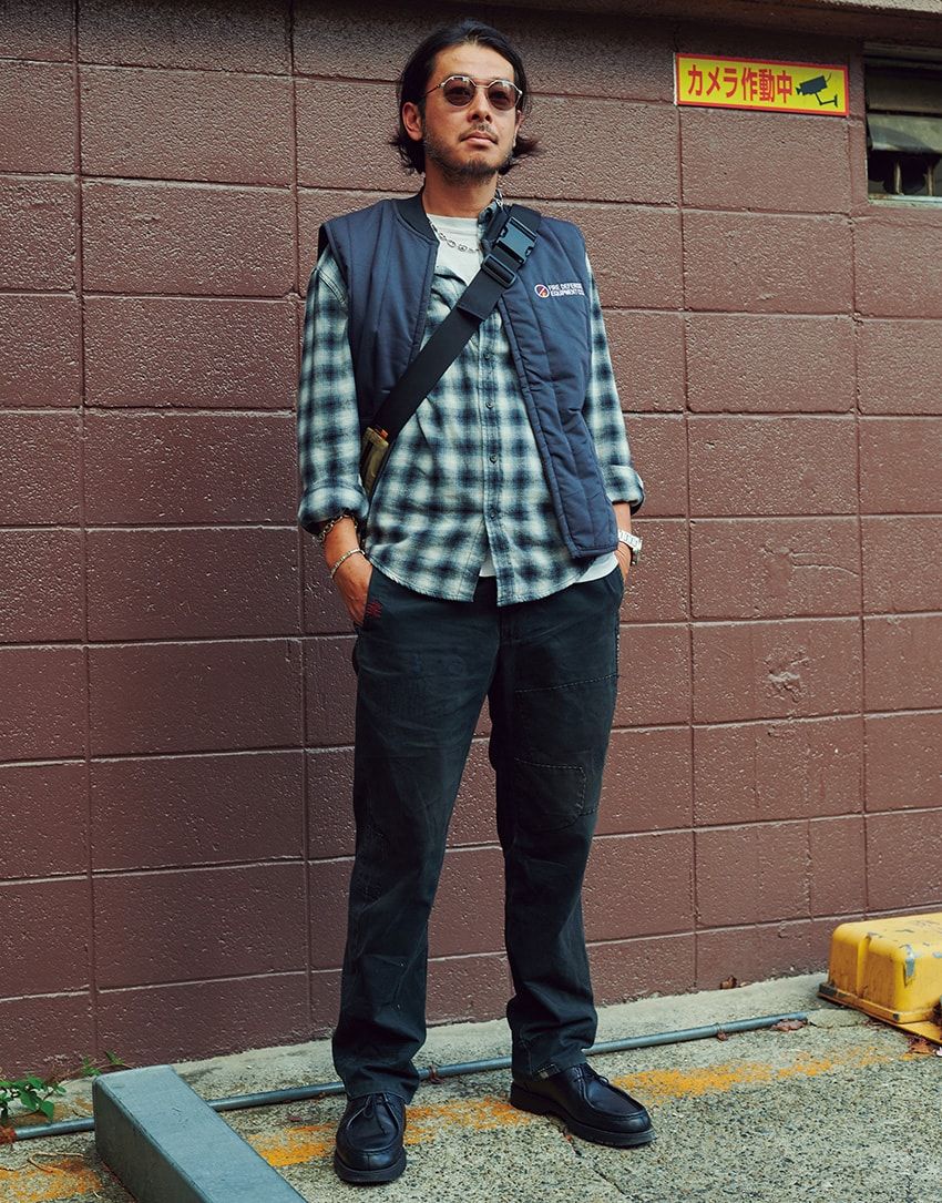 トレンドのベストはどう着るのが正解？ 街角スナップで見つけた好例15連発 - 5枚目の画像