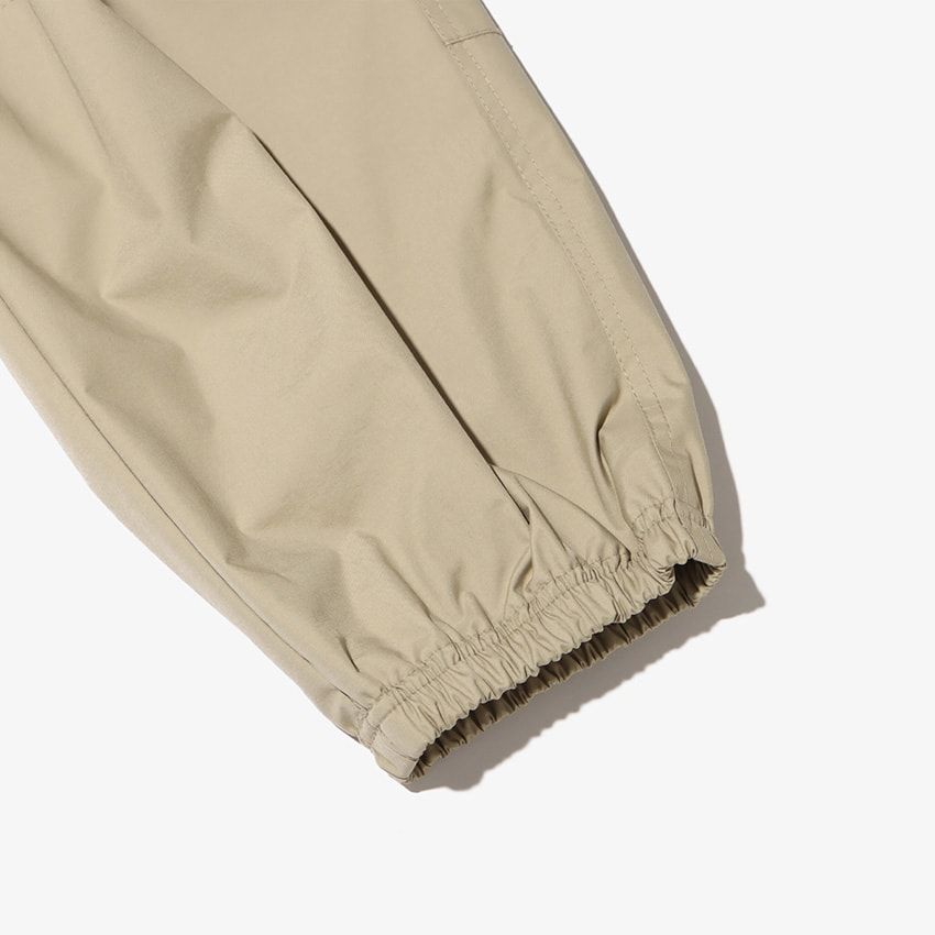 「マーモット×アトモス」街着にも持ってこいな防水マウンテンパーカとパンツがリリース！ - 42枚目の画像