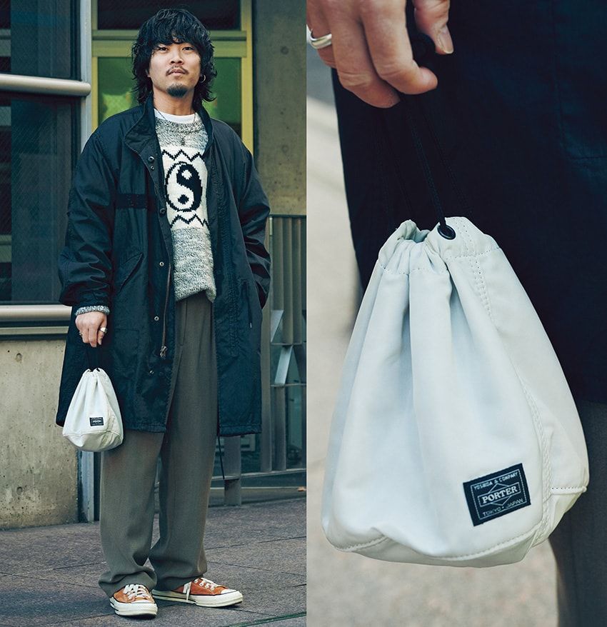 ワンマイル用バッグの新定番！ 街ブラの新相棒に“手モチ巾着”を選んだ7人のスタイル - 2枚目の画像