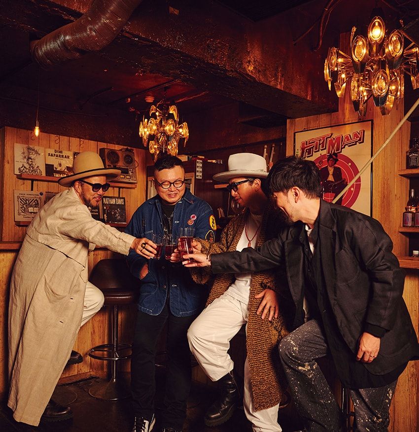 老舗クラブ「ザ・ルーム」で業界人パパラッチ。好きなサウンドと酒に囲まれる愉悦 - 2枚目の画像