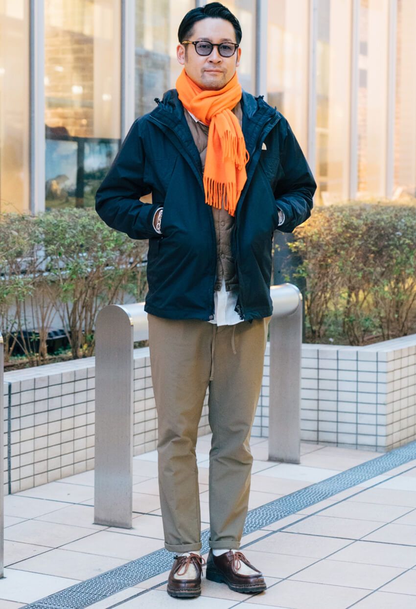 【30代、40代のインナーダウン】タイオン、ユニクロetc.9人の“忍ばせ術”をスナップで - 3枚目の画像