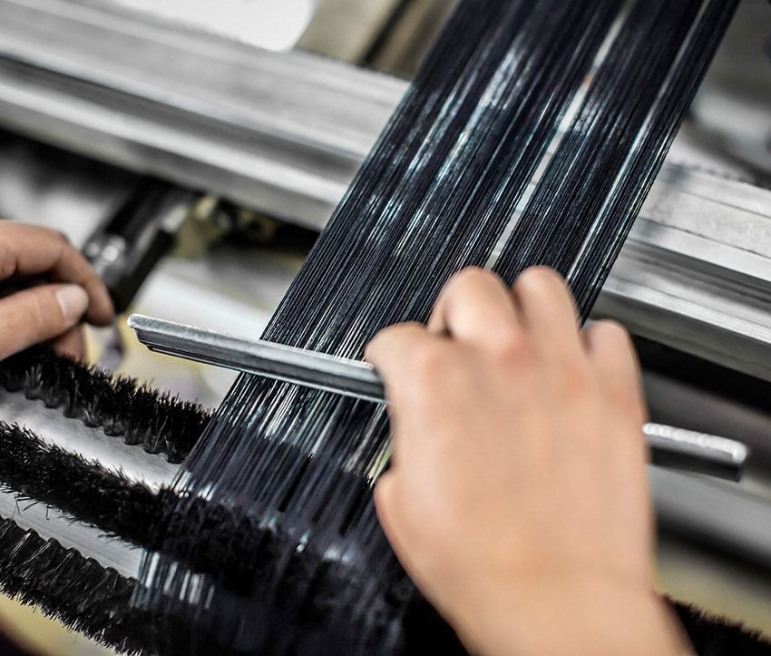 限定生産の極上デニム採用。ロロ・ピアーナの“着流し”最高峰ジャケット - 15枚目の画像