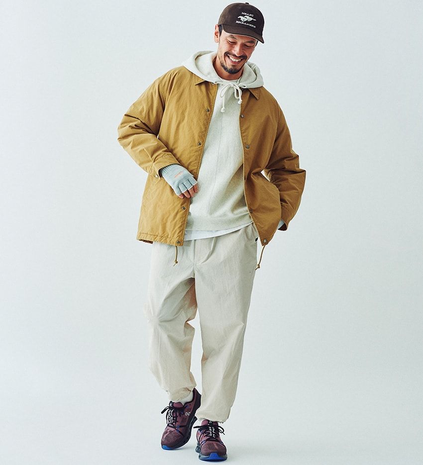 トラックパンツの選び＆着こなしのポイントを解説！今っぽさは“色とシルエット”がキモ - 2枚目の画像