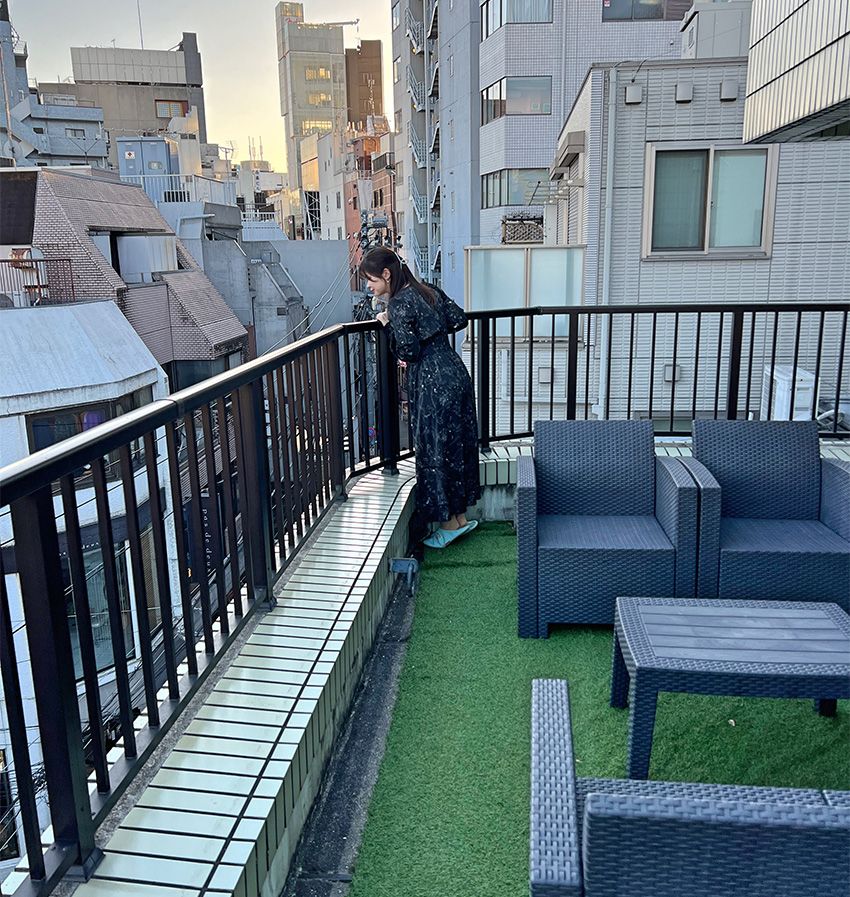 「取材を忘れていて緩めの服を着て来ちゃった」看板娘が、出張先のご当地グルメを堪能していた - 17枚目の画像