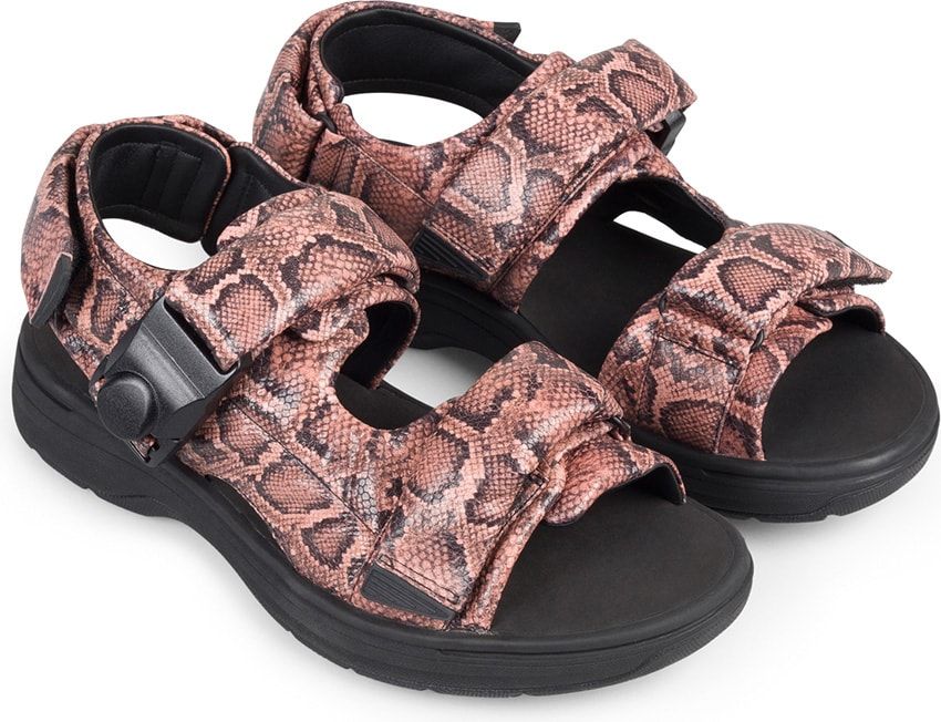 モードな佇まいの「クラークス」はマーティン・ローズのコレクション。極上の履き心地がテーマ - 30枚目の画像