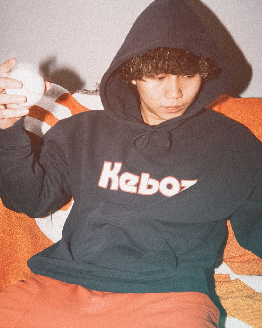 まるで野球ボールの「リーボック」クラブC。KEBOZとアトモス3者コラボでアパレルも登場 - 24枚目の画像