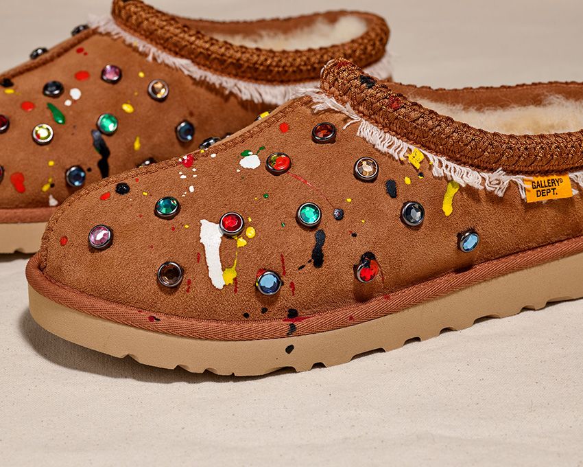 アグがLA発「ギャラリーデプト」とコラボ。ハンドペイントとスタッズでアイコンモデルをアレンジ - 4枚目の画像