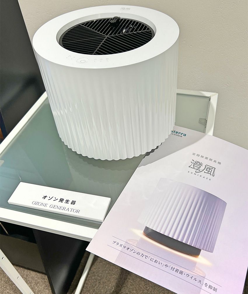 「日本特殊陶業って何の会社？」を丁寧に解説する看板娘が、抽象画の個展を開いていた - 17枚目の画像