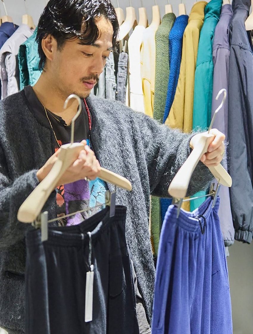 鈴木真悟さん御用達の古着店でお宝探し！「ユニクロ」春の新作を大放出【今週の人気記事TOP5】 - 2枚目の画像