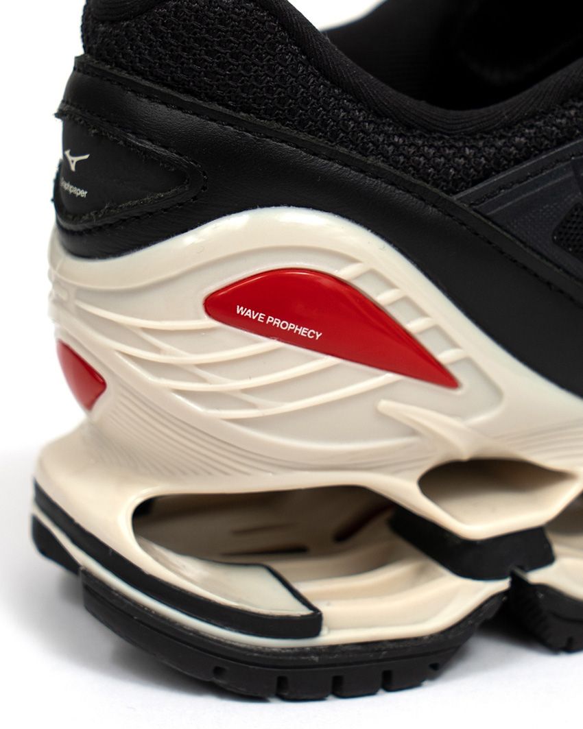 墨をテーマにグラフペーパーがミズノとコラボ！ロゴを排したミニマルなデザインに最新テック搭載 - 3枚目の画像