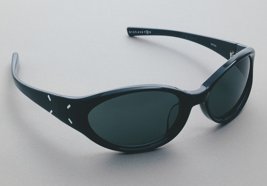 ✨新品未使用　正規品　希少品✨マルジェラ　サングラス　ステッチ　コラボ 4本の白いステッチが目印！「ジェントルモンスター×メゾン マルジェラ