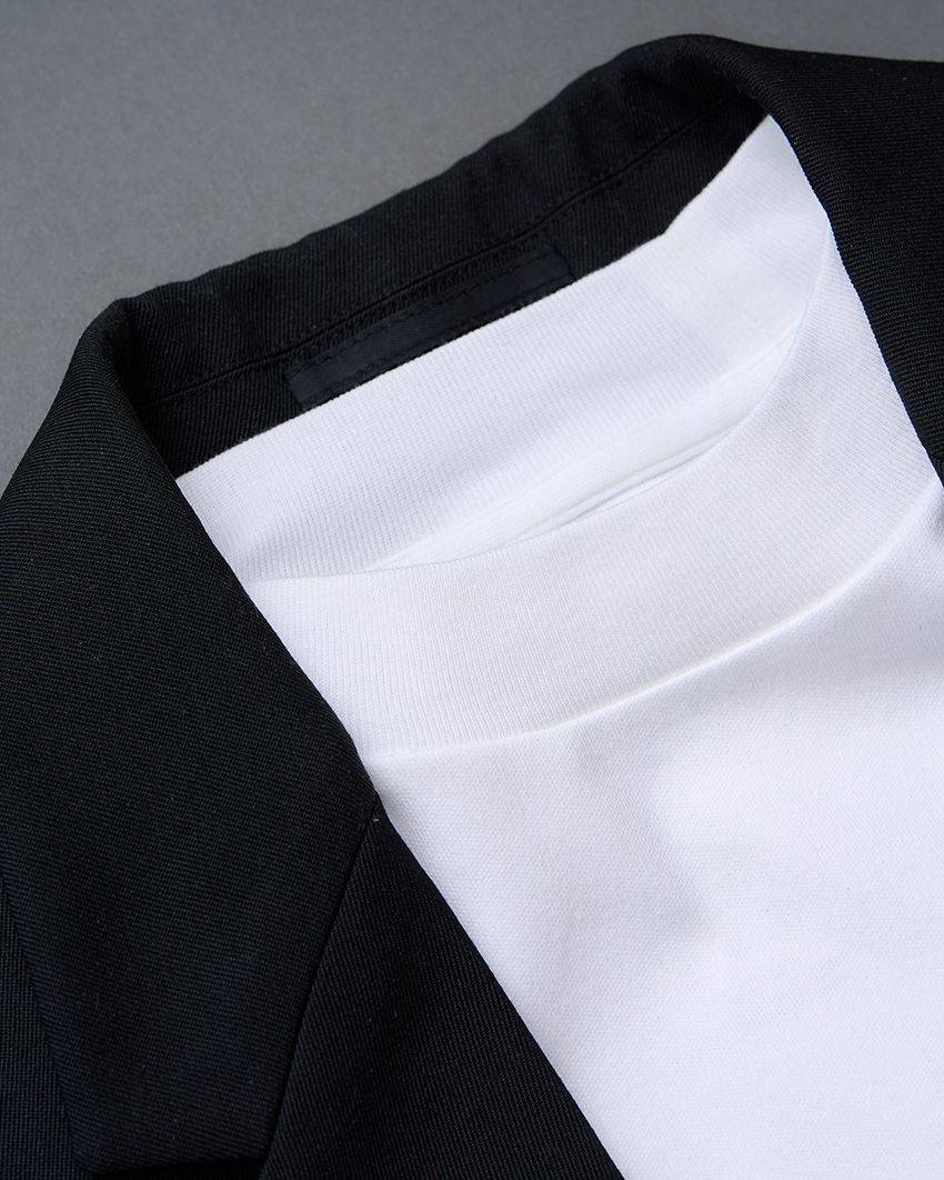白T専門店「#FFFFFFT」の“ジャケットのためのドレスTシャツ”。着流しスーツのお供に！ - 5枚目の画像