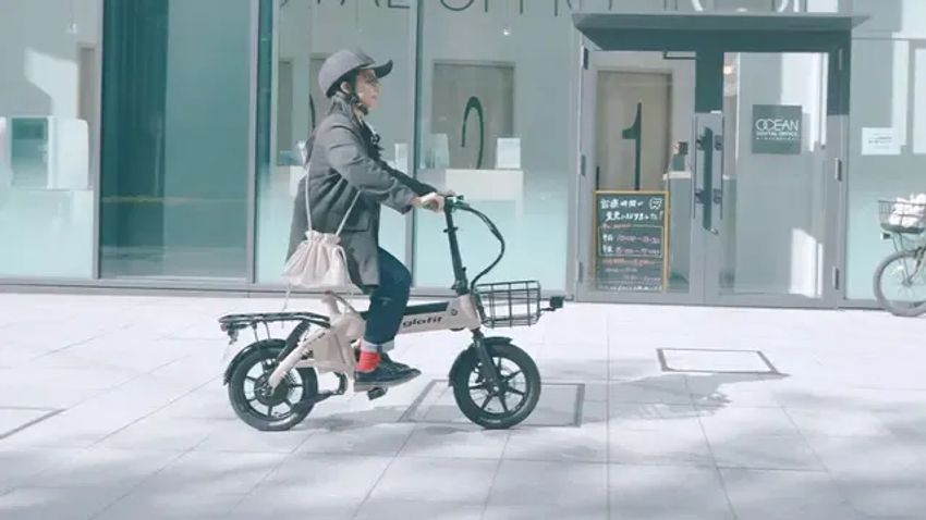 免許不要、新タイプの「電動バイク」が登場！ グラフィットがクラファン実施中 - 2枚目の画像
