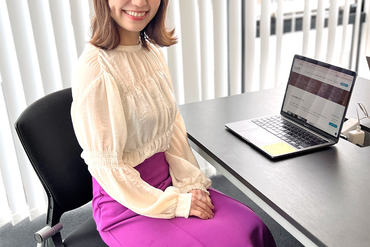 西麻布に拠点を持つ看板娘は、25歳で起業した社長でまったりする日は奥