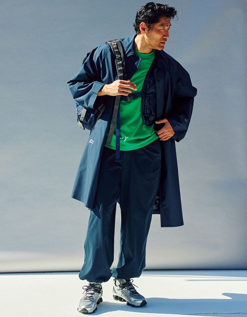 【カラーコーデ】ビビッドカラーはネイビーでまとまりを！巧みな実践スタイル5例で立証 - 7枚目の画像