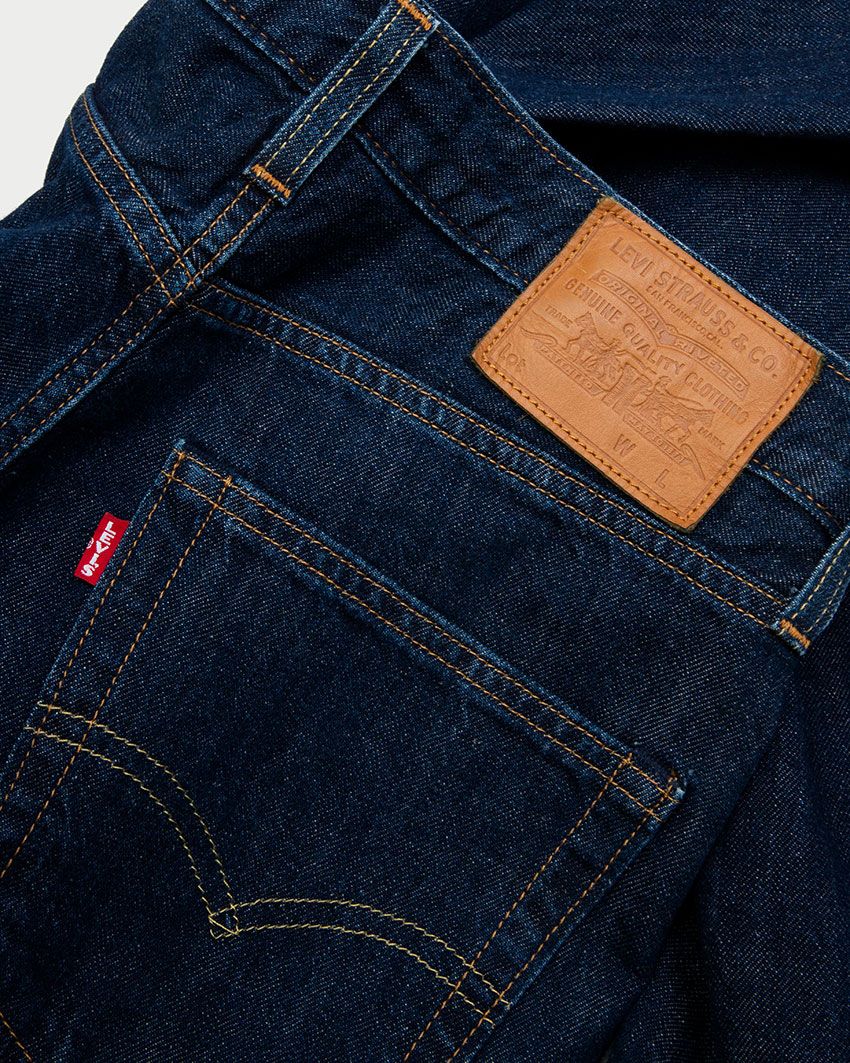 リーバイス「568 ステイルーズ」の丈と素材にひと工夫。今、ガンガンはきたい一本に！ - 2枚目の画像