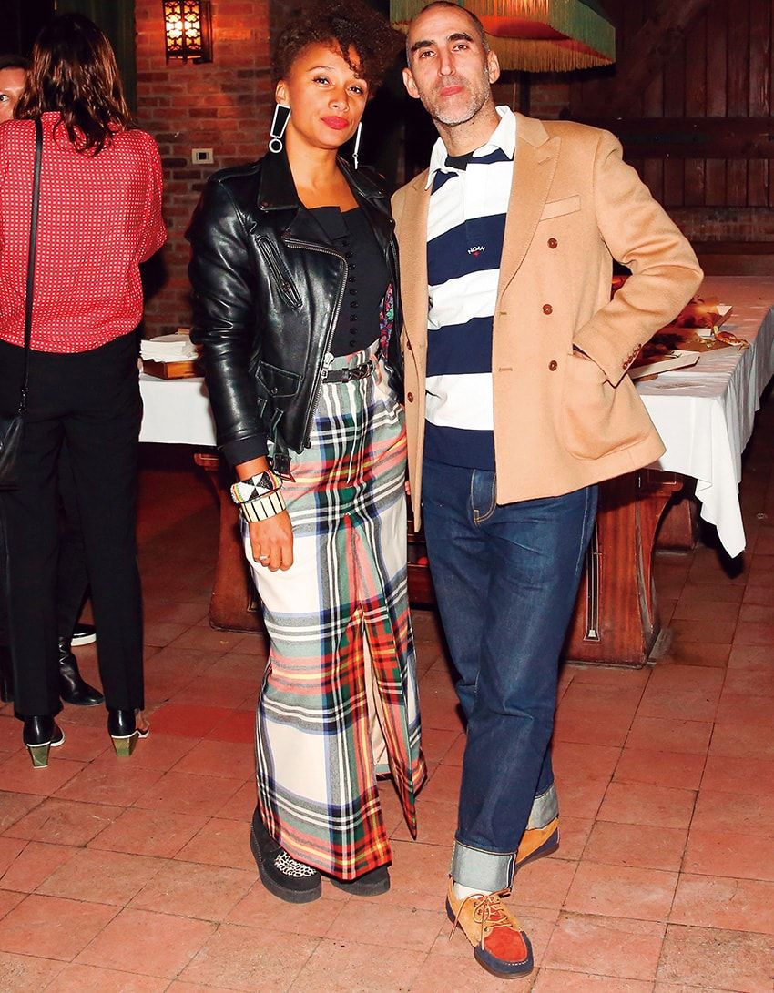 海外デザイナーの「デニムで品良く」スタイルを、プライベート姿でお届け！ - 1枚目の画像