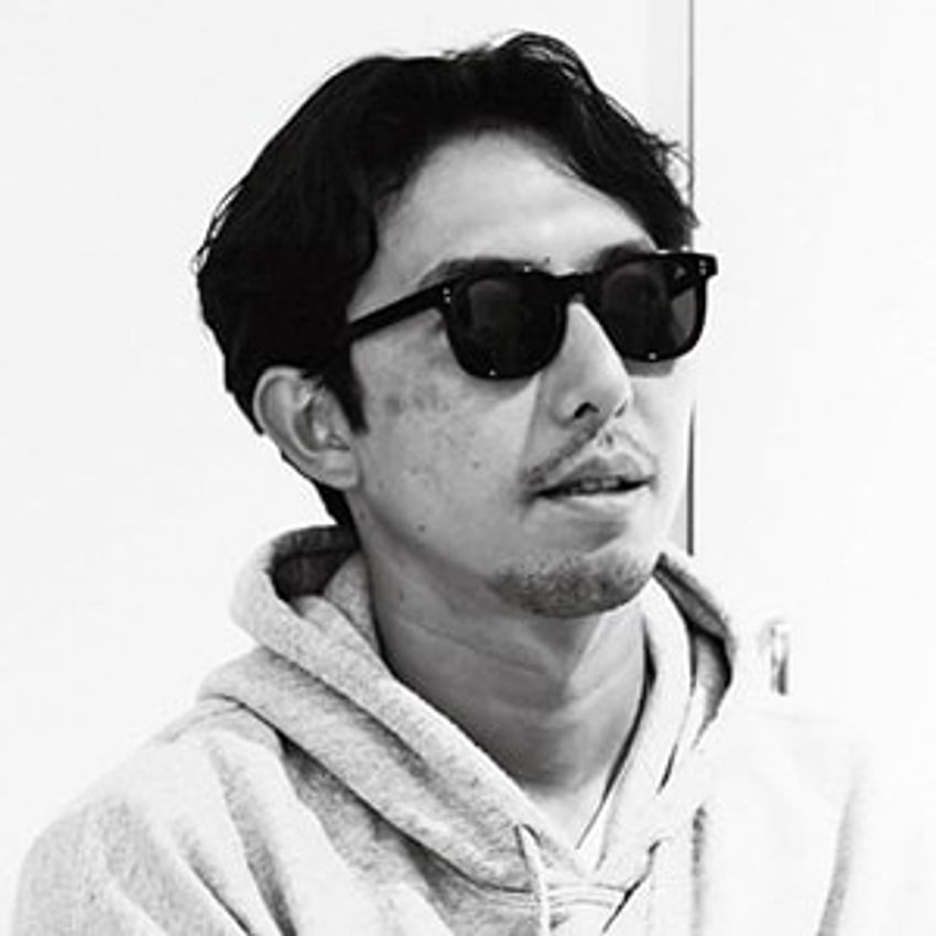 クラークス×ビームスのコラボブーツ、ジル サンダーのシャツ！業界人に聞いた“勝負ネイビー” - 12枚目の画像