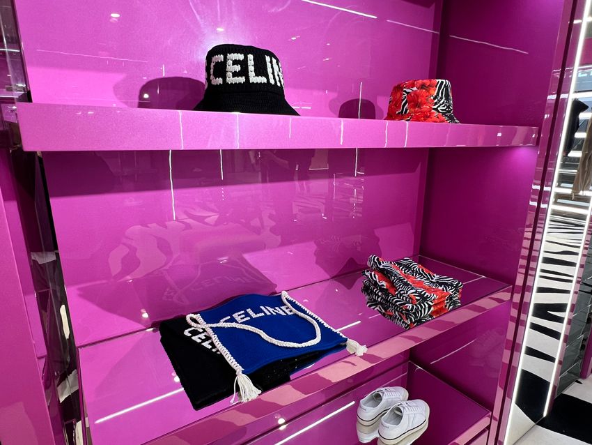 ボードやラッシュガードも揃う「セリーヌ オム」の新作は“サーフ”がテーマ！ポップアップを開催 - 14枚目の画像