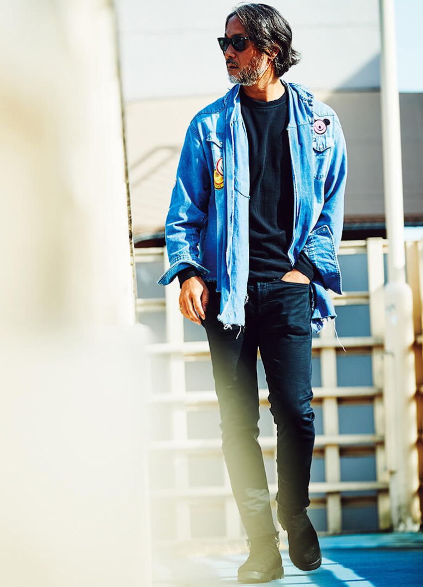 種市 暁さんの“この時季”をプレイバック。春コーデをいつも同じに見せない大人カジュアル8選 - 6枚目の画像