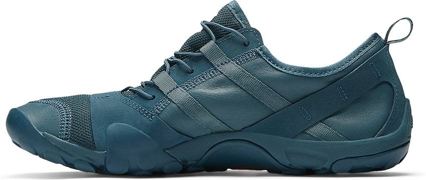 変わり種「ニューバランス」はMT10O。裸足のような履き心地がウリのイッセイ ミヤケ協業モデル - 19枚目の画像