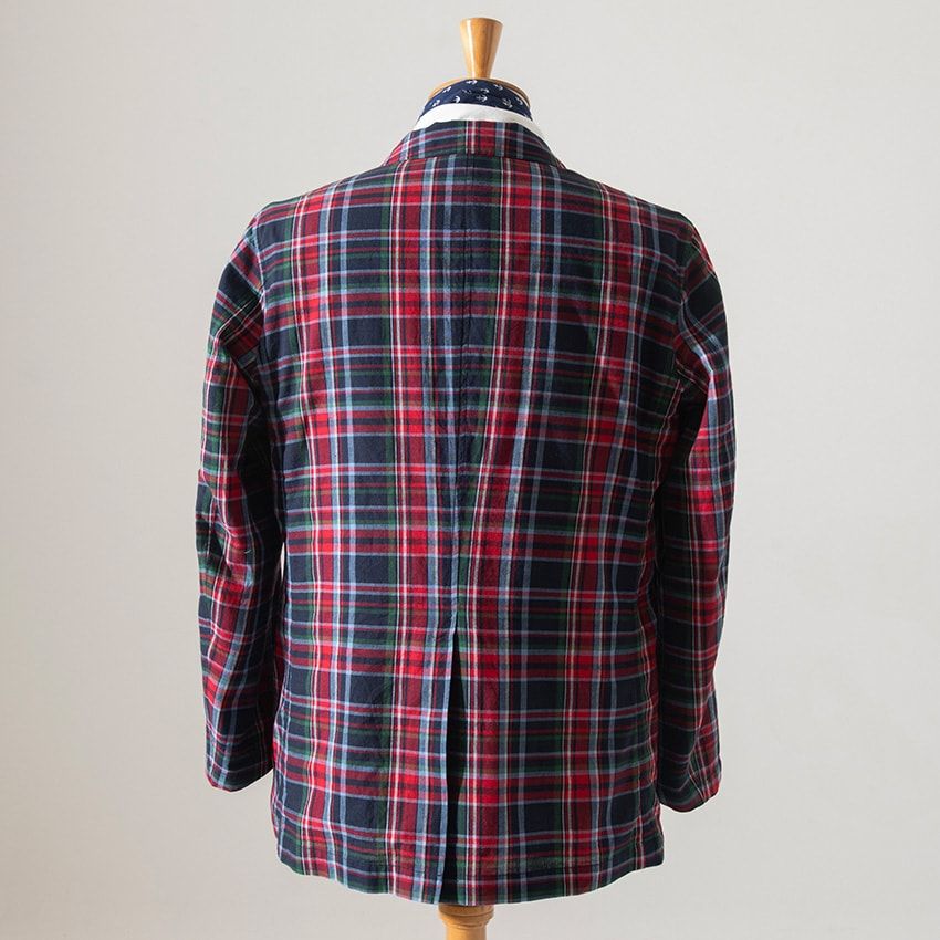 「ブルックス ブラザーズ」の夏の定番をアレンジ。BDシャツとマドラスチェックを身近に - 2枚目の画像