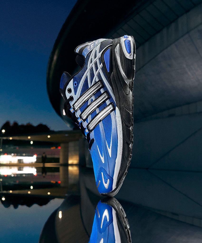 Y2Kを象徴するスニーカー「ADISTAR CUSHION」をアトモスが別注。ファッション性と機能を融合 - 3枚目の画像