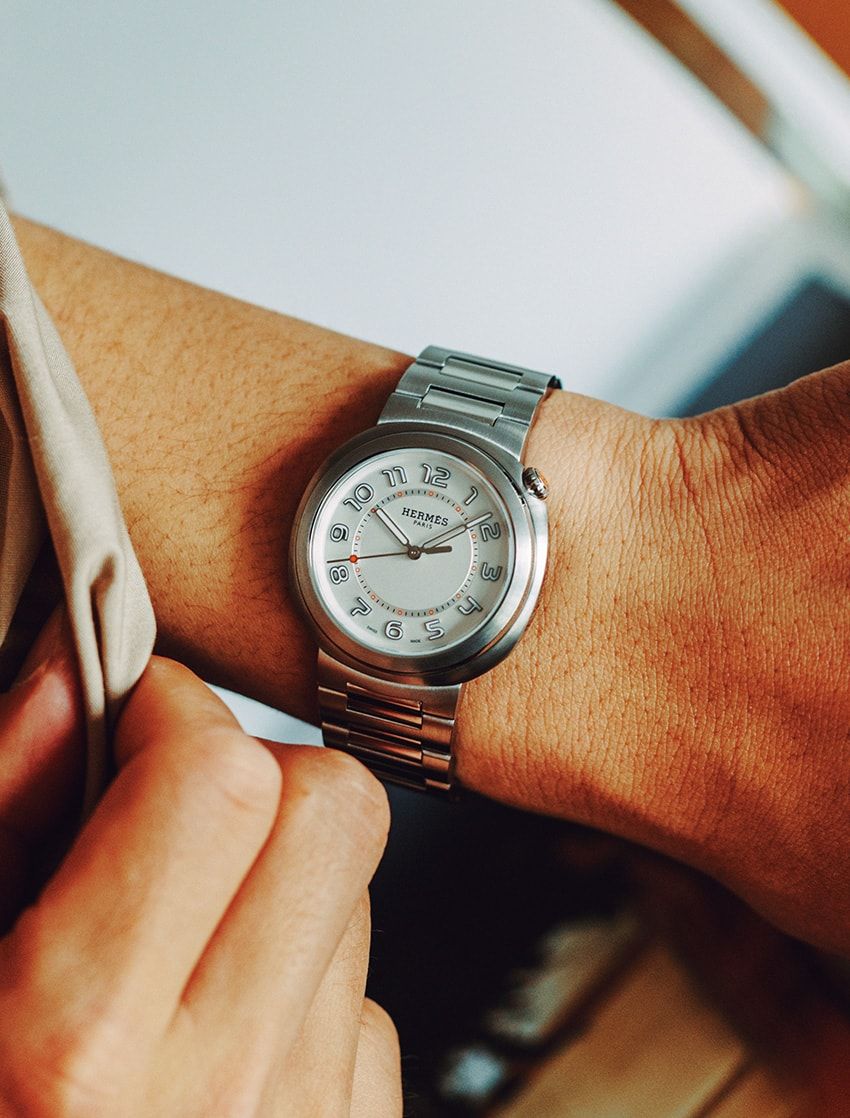 エルメスの新作時計にひと目惚れ。形、色、サイズ、すべてが優しい傑作 - 2枚目の画像