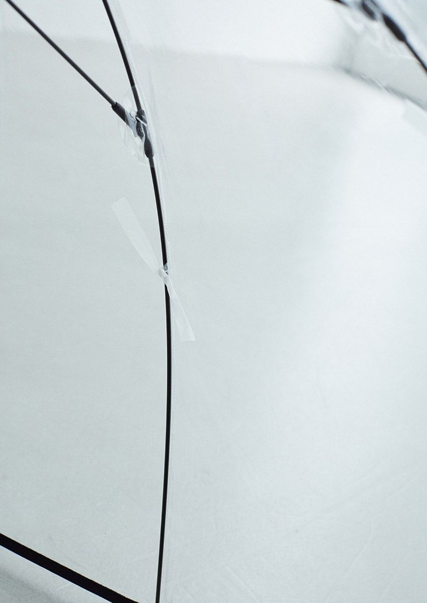 1万6500円のビニ傘！ 宮内庁御用達メーカーに依頼したイレーヴ初の傘はお値段以上なのか - 8枚目の画像