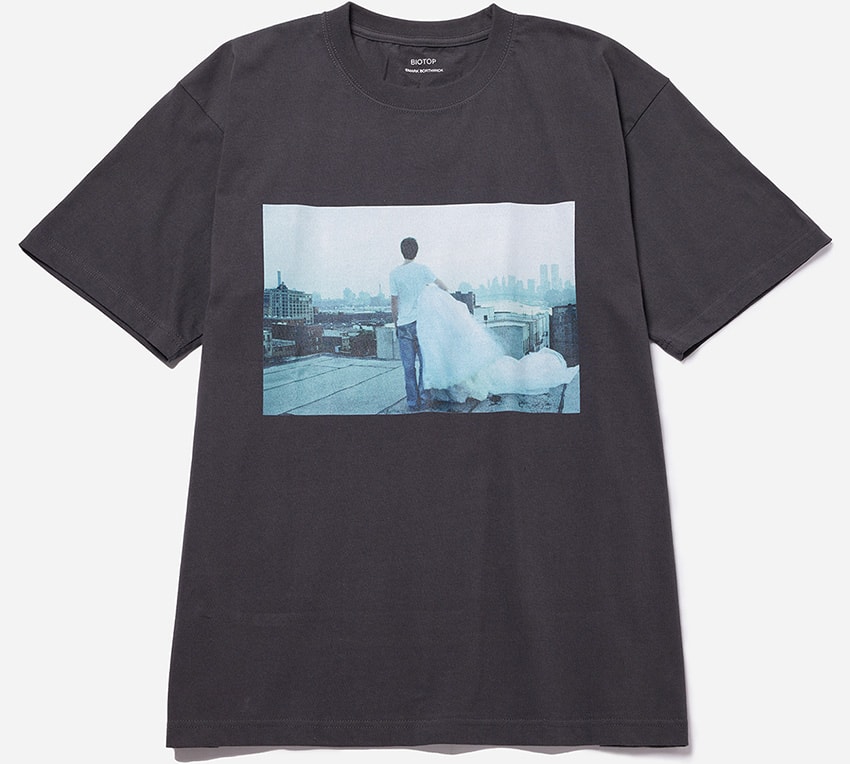 90年代を代表する写真家「マーク・ボスウィック」の撮り下ろしフォトT