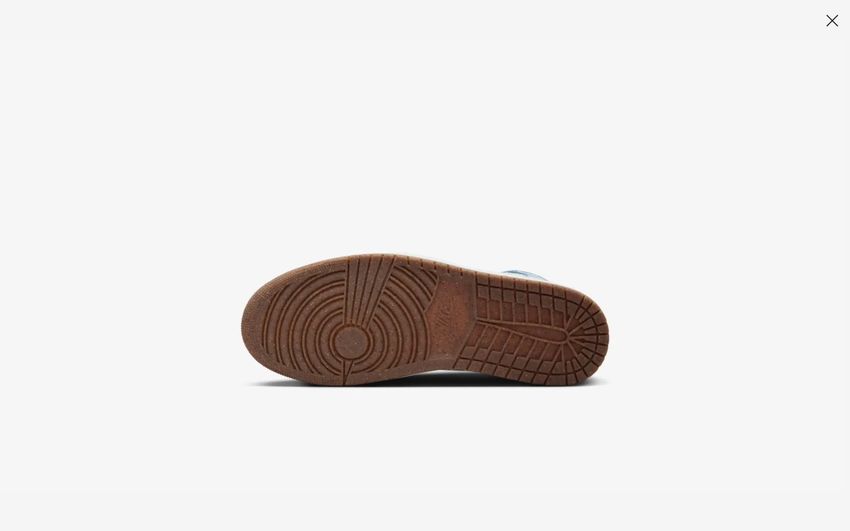 悲願の登場！デニム仕様の「エア ジョーダン 1」が明日発売。育てる楽しみを存分に味わえ！ - 9枚目の画像