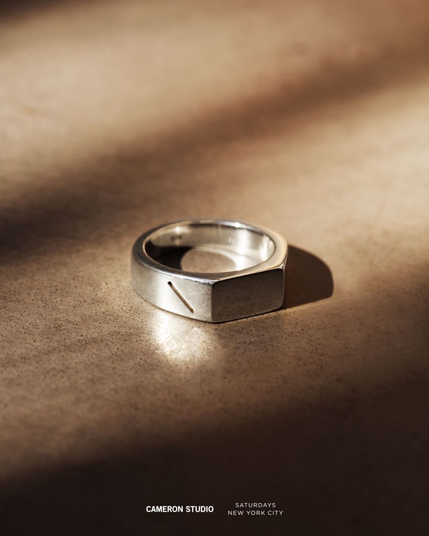 サタデーズが豪州発デザインスタジオとジュエリーを製作！アイコニックなスラッシュが刻印で - 6枚目の画像