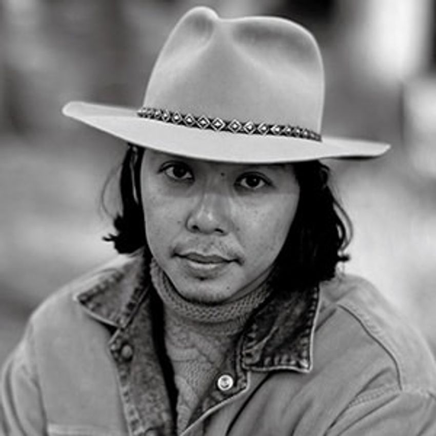 デザイナー直伝！夏の一張羅にふさわしい“色モノ”Tシャツ集。ミハラヤスヒロ、オーラリーetc. - 8枚目の画像