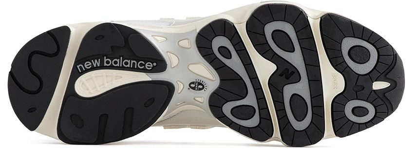 特別なニューバランス「1000」は限定販売。白レザーの一足はエメ レオン ドレとのコラボ - 8枚目の画像