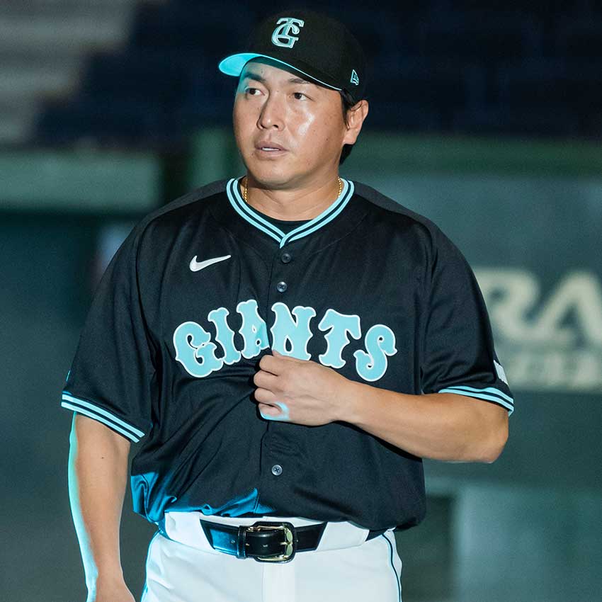 読売巨人軍とティファニーによるコラボユニホームが誕生！岡本和真